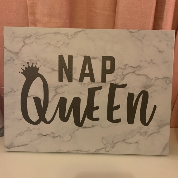 Nap Queen Room Decor - Picture 2 of 3